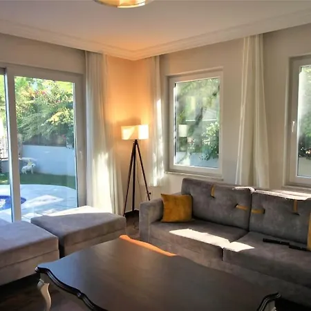 Villam çağrı Villa *